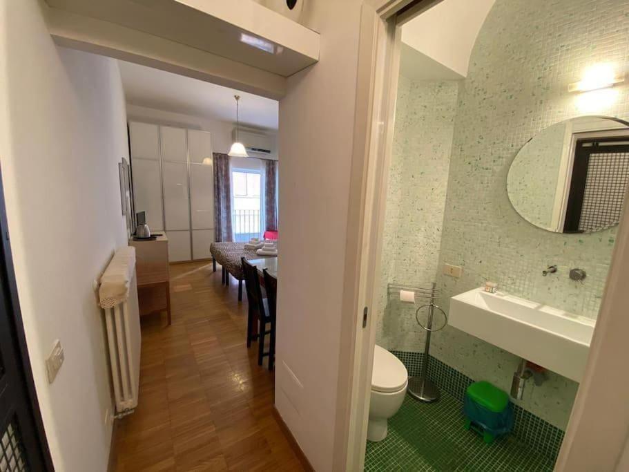 Studio Flat - Piazza San Cosimato By Yourhost Roma Ngoại thất bức ảnh