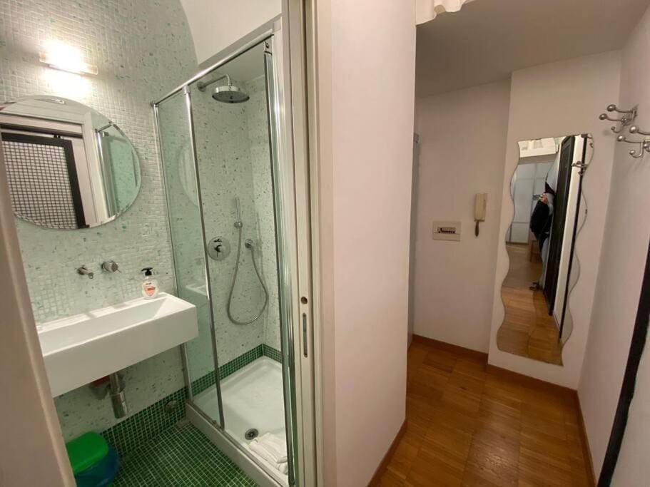 Studio Flat - Piazza San Cosimato By Yourhost Roma Ngoại thất bức ảnh